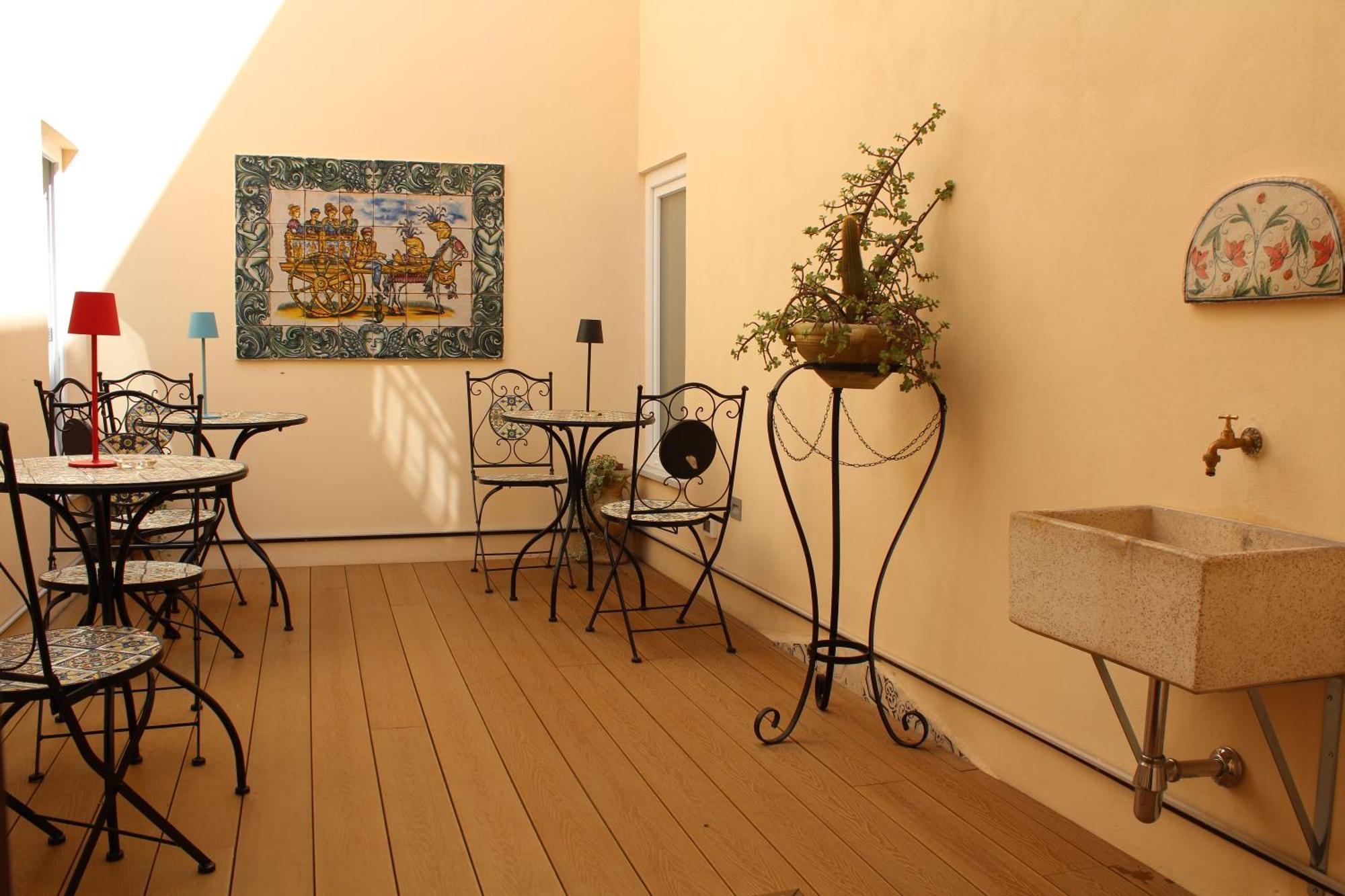 Falstaff Rooms & Suites Palermo Exterior photo