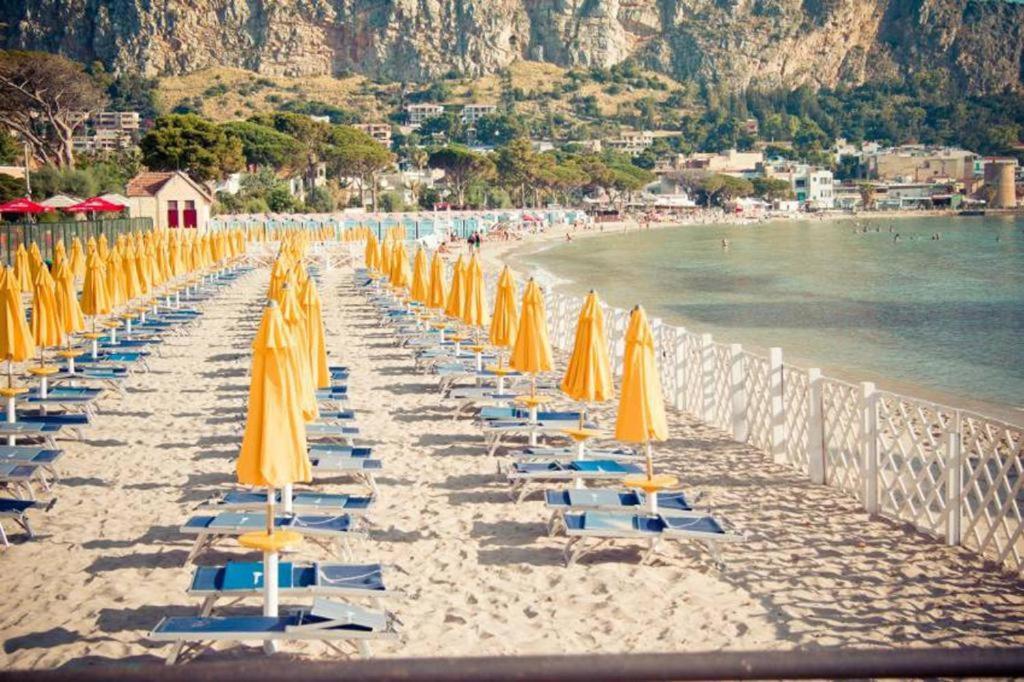 Falstaff Rooms & Suites Palermo Exterior photo